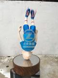 玻璃钢雕塑产品_悲情男孩